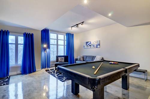 Saint-Férréol-les-Neiges Canada Hotel Room Booking.com