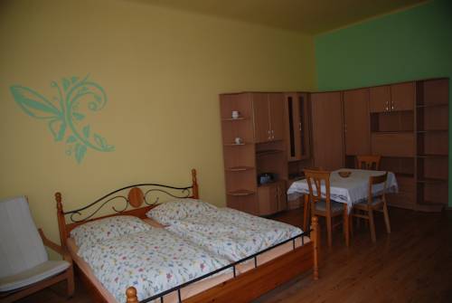 Прага 3 Чехия промокод на номер в отеле booking.com