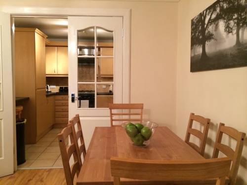 East Kilbride объединенное Королевство промокод на номер в отеле booking.com