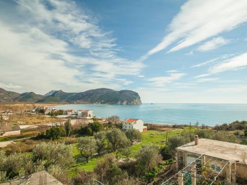 Петровац-на-Мору Черногория промокод на номер в отеле booking.com