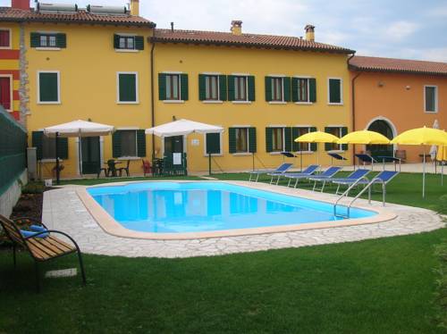Sona Italien Zimmer Promo Code Booking.com