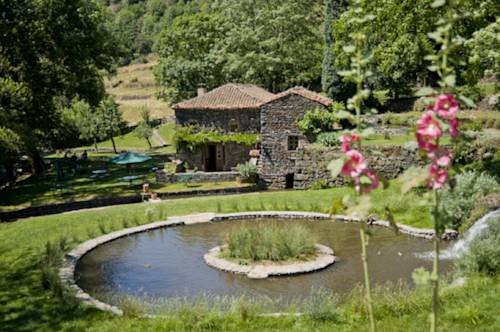 Saint Arçons D'Allier Франция промокод на номер в отеле booking.com