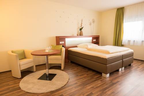 Хоххайм-на-Майне Германия промокод на номер в отеле booking.com