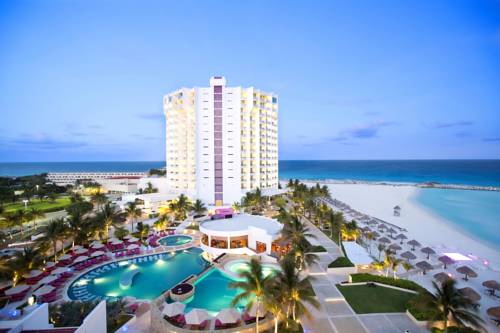 Cancun Mexico Hotel Room Booking.com