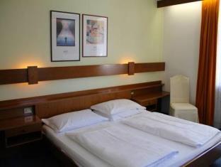 San Lorenzo di Sebato Italy Hotel Room Agoda.com