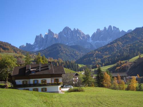 Funes (Villnöß) Italie code promo de chambre d'hôtel Booking.com