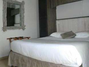Ars-en-Re France Hotel Room Agoda.com