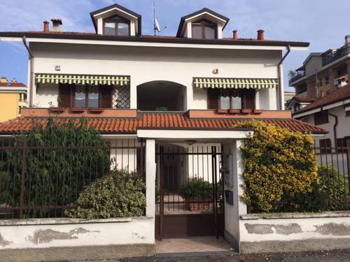 Vanzago Italy Hotel Room Booking.com