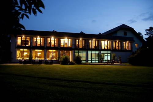 Alharting Austria Hotel Room Booking.com