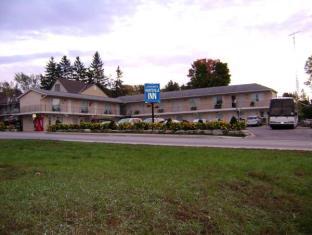 Huntsville (ON) Canada Hotel Room Agoda.com