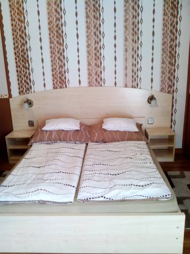 Hungary Room