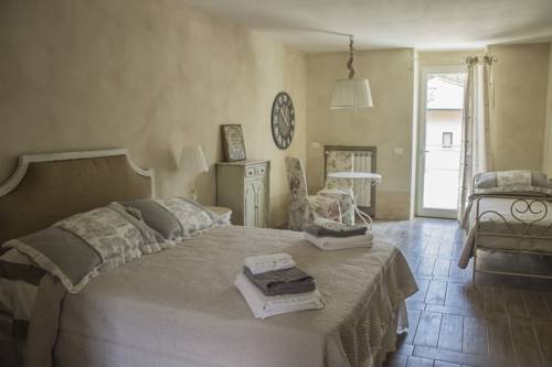 Crone Italy Hotel Room Booking.com
