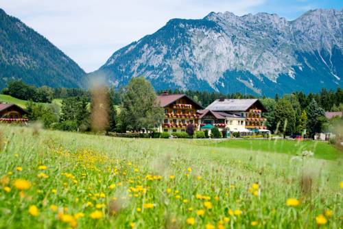 Грёбминг Австрия промокод на номер в отеле booking.com