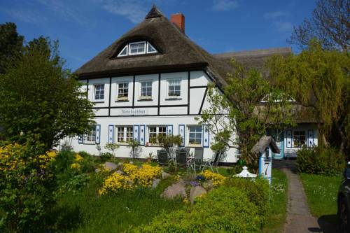 Middelhagen Германия промокод на номер в отеле booking.com