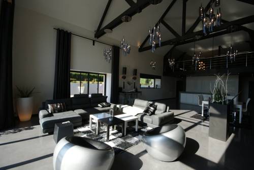Livry Frankreich Zimmer Promo Code Booking.com