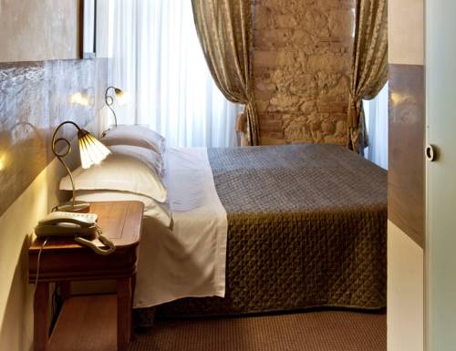 Верона Италия промокод на номер в отеле booking.com
