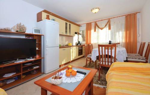Омиш Хорватия промокод на номер в отеле booking.com